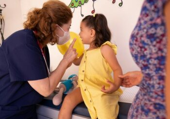 Mon enfant présente des difficultés de développement : à qui m’adresser ?